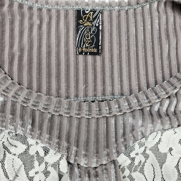 Andrade Lavender Lace Silver Stripe Shimmer Top S - Picture 5 of 16